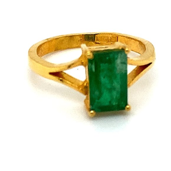 Emerald 1.51ct Solid 22K Yellow Gold Ring - Picture 5 of 9